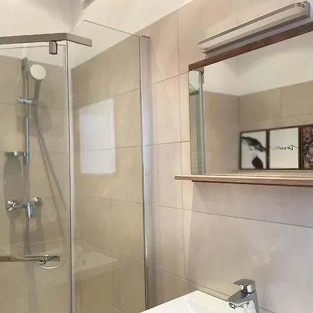 Salon Des Fleurs Linz-landstrasse *