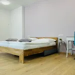 Apartment Salon Des Fleurs Linz-landstrasse